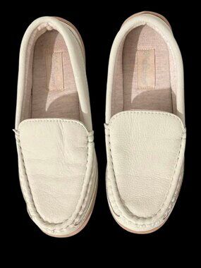 MyPillow My Slippers Pale Sage Green Leather Moccasin Loafers Shoes Size 6